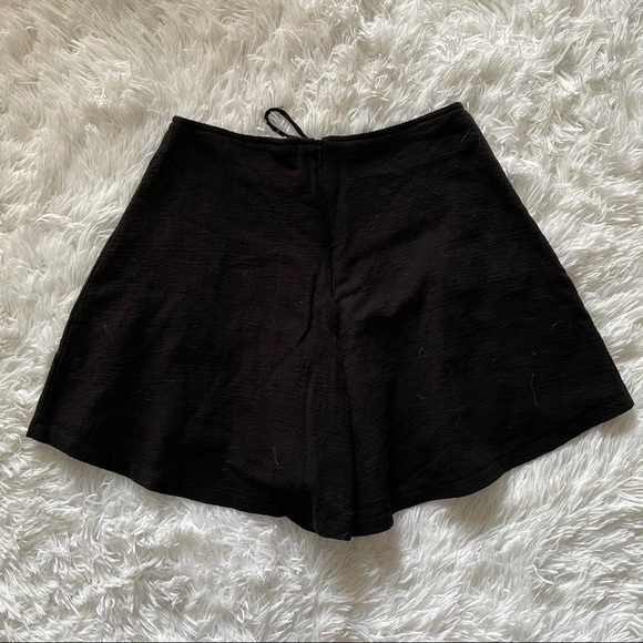 SOLD NWT Lush Black Lace Up Front Skort M - Picture 5 of 10